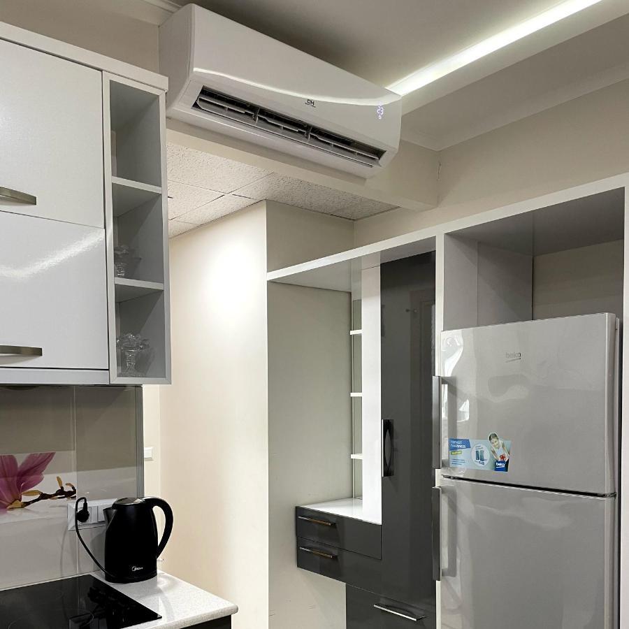 Angel Apartment In Porta Batumi Exteriör bild
